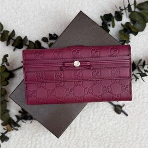 Gucci Guccissima GG Burgandy Wallet with Box and COA